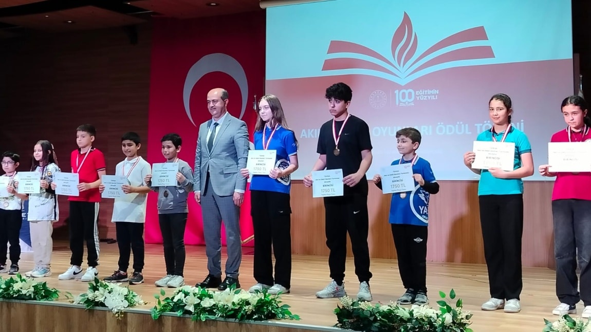 Akıl ve Zeka Oyunları İlçe Turnuvası'nda İki Birincilik